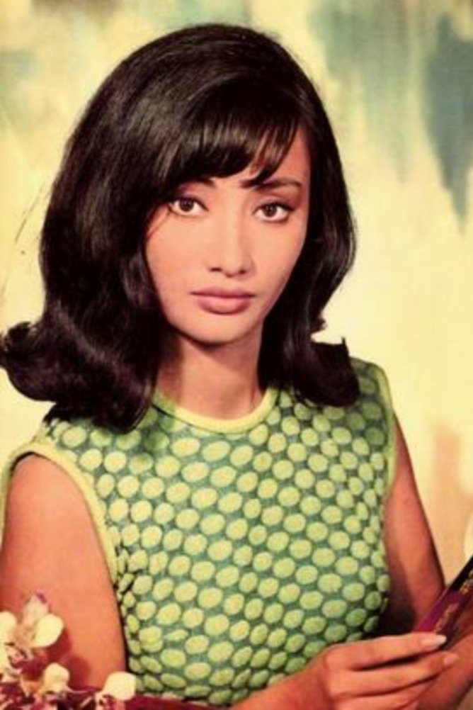 Jenny Hu Yan-Ni backdrop