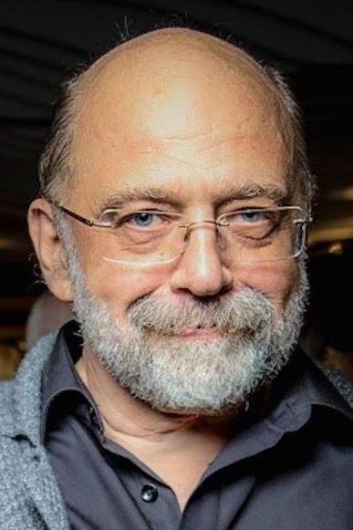 Dmytro Tomashpolskyi backdrop