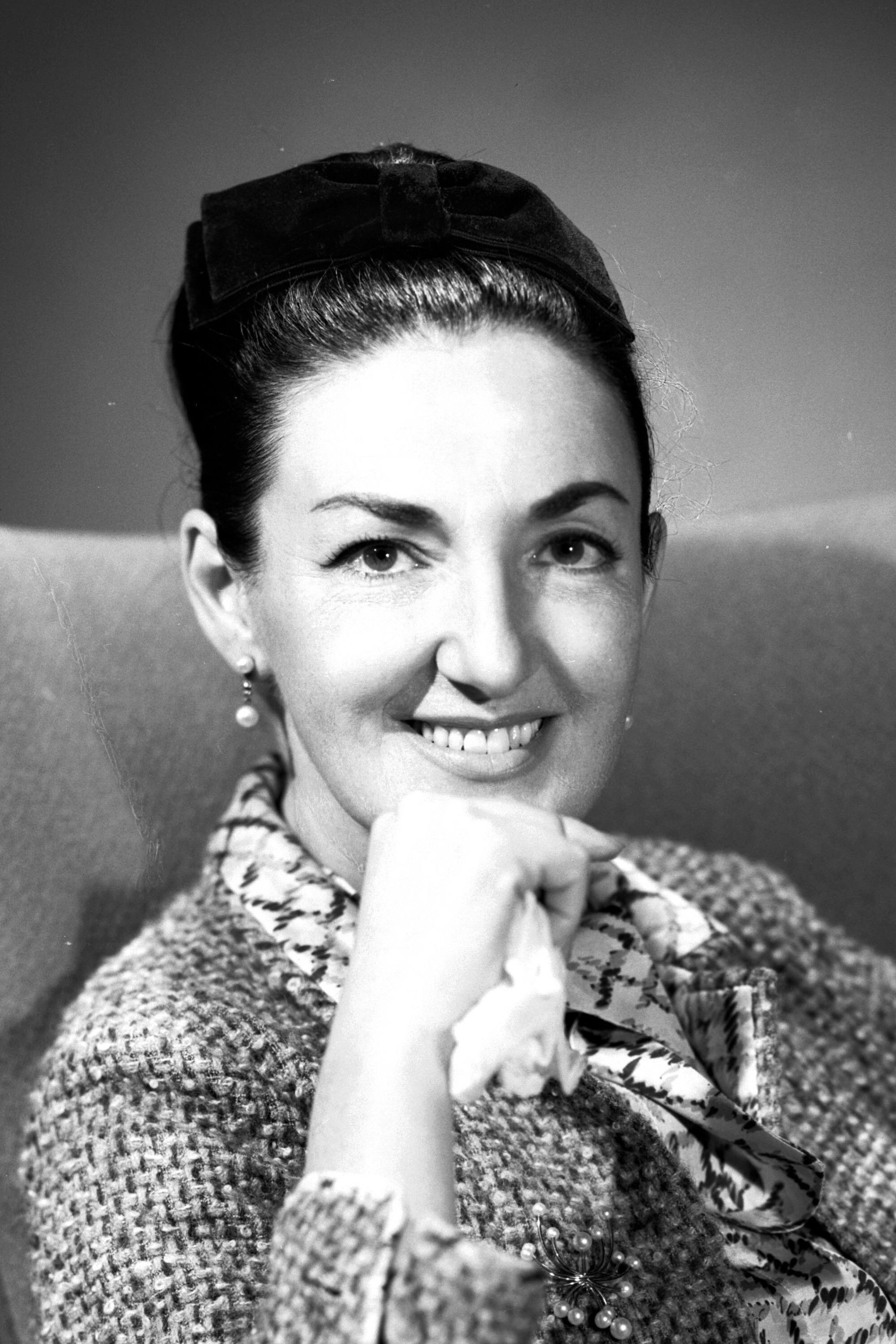 Yvette Brind'amour backdrop