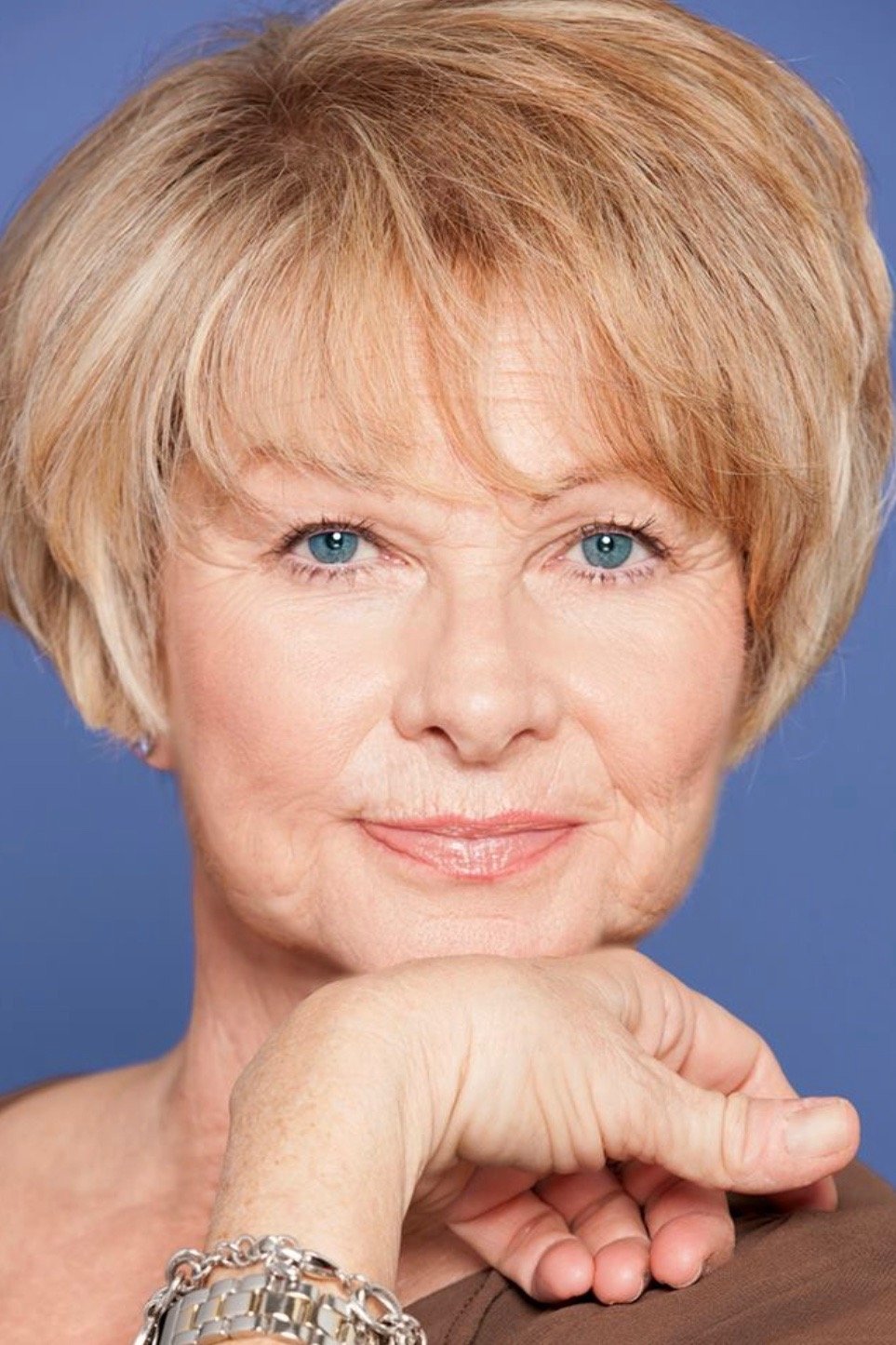 Joanne Lara backdrop