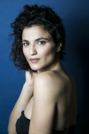 Naike Anna Silipo backdrop