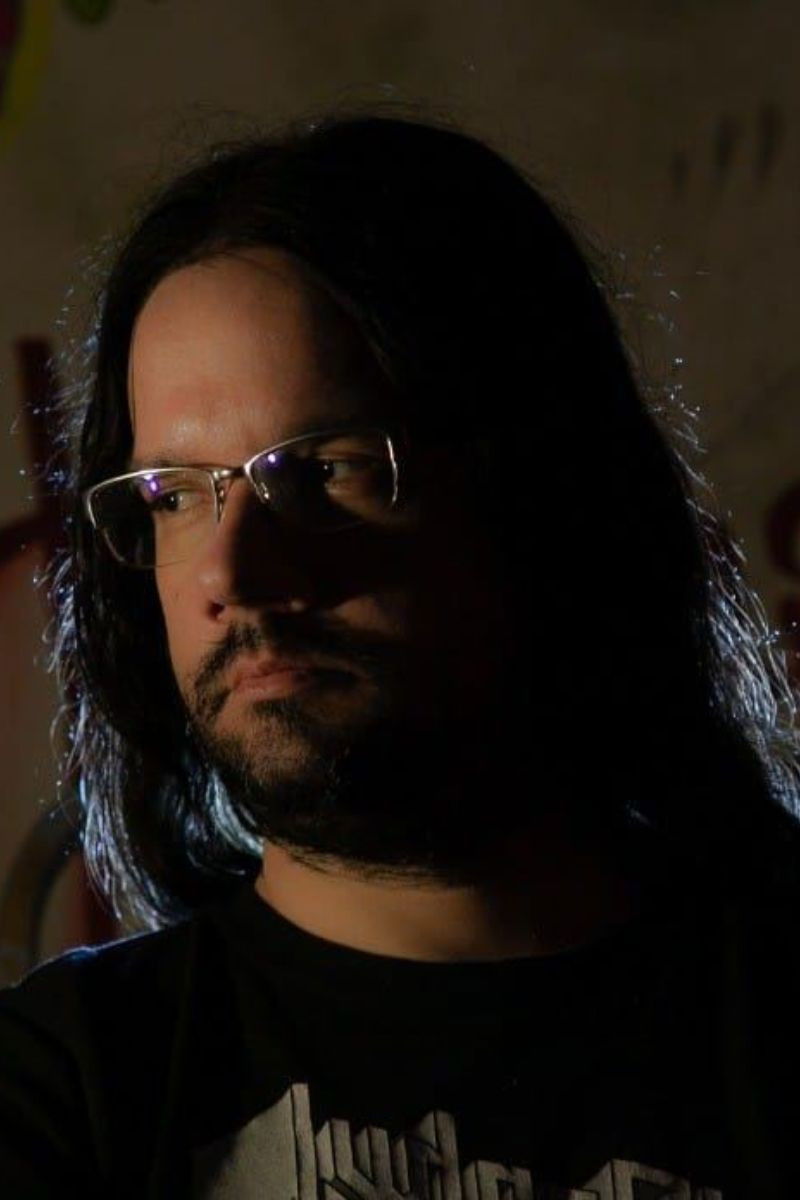 Ramiro Giroldo backdrop