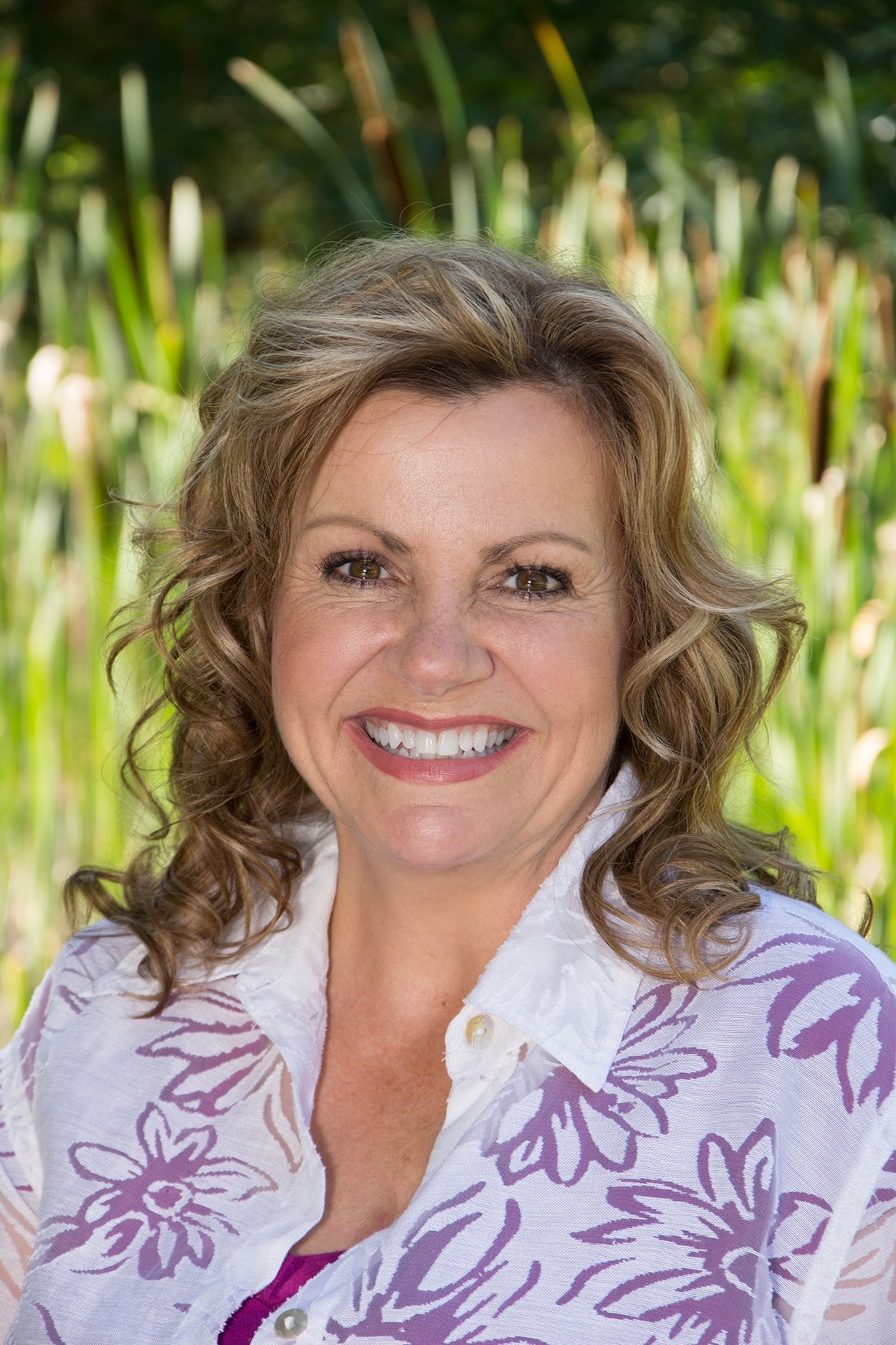 Maureen Andronis backdrop