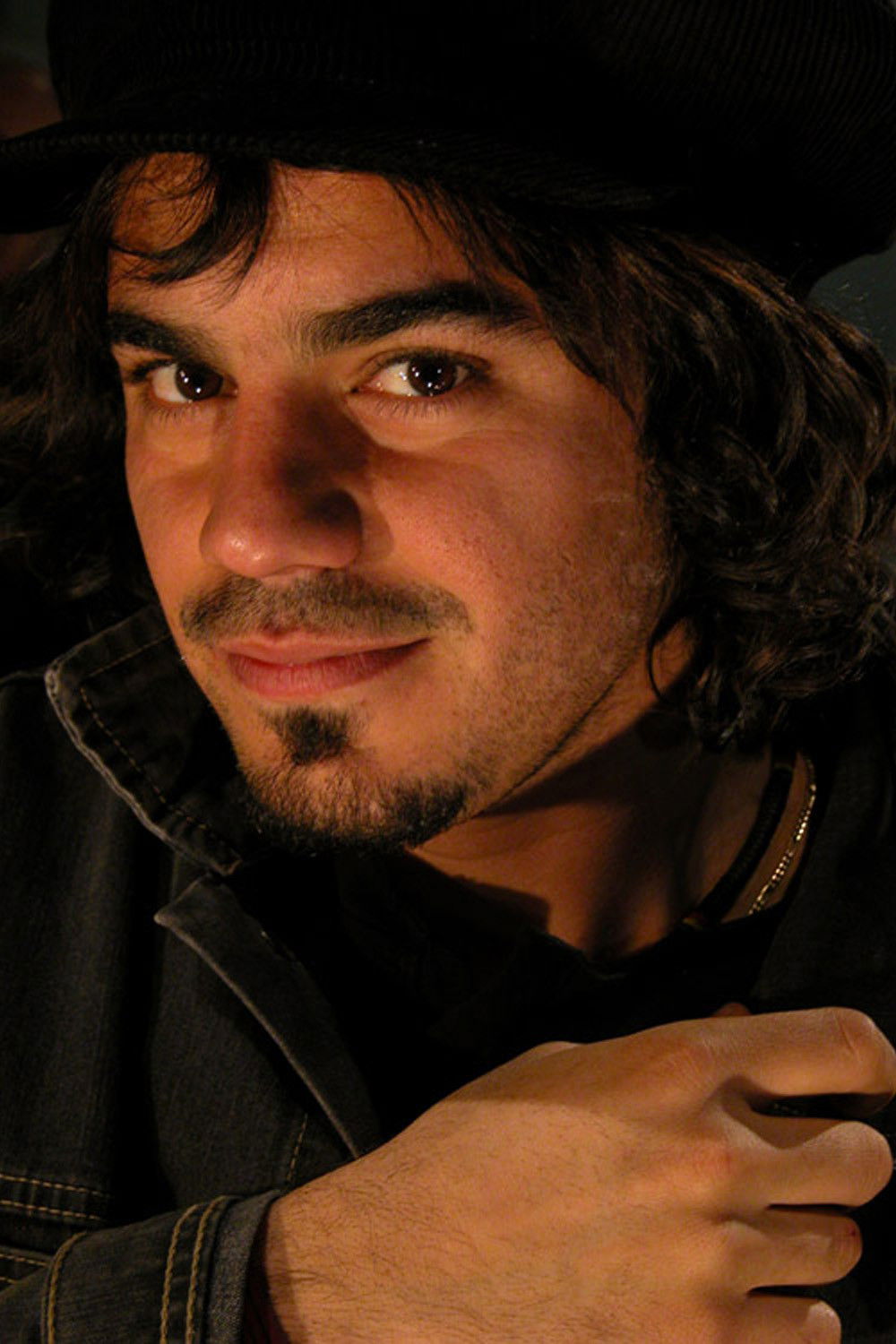 Ahmad Ahmadi backdrop