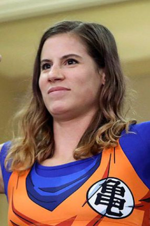 Victoria Leonardo backdrop