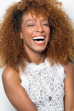 Ella Nascimento backdrop