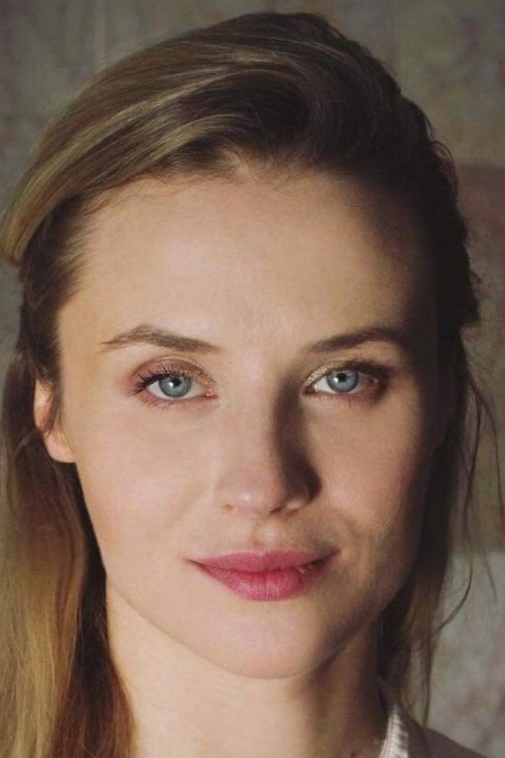 Katarzyna Hołtra backdrop