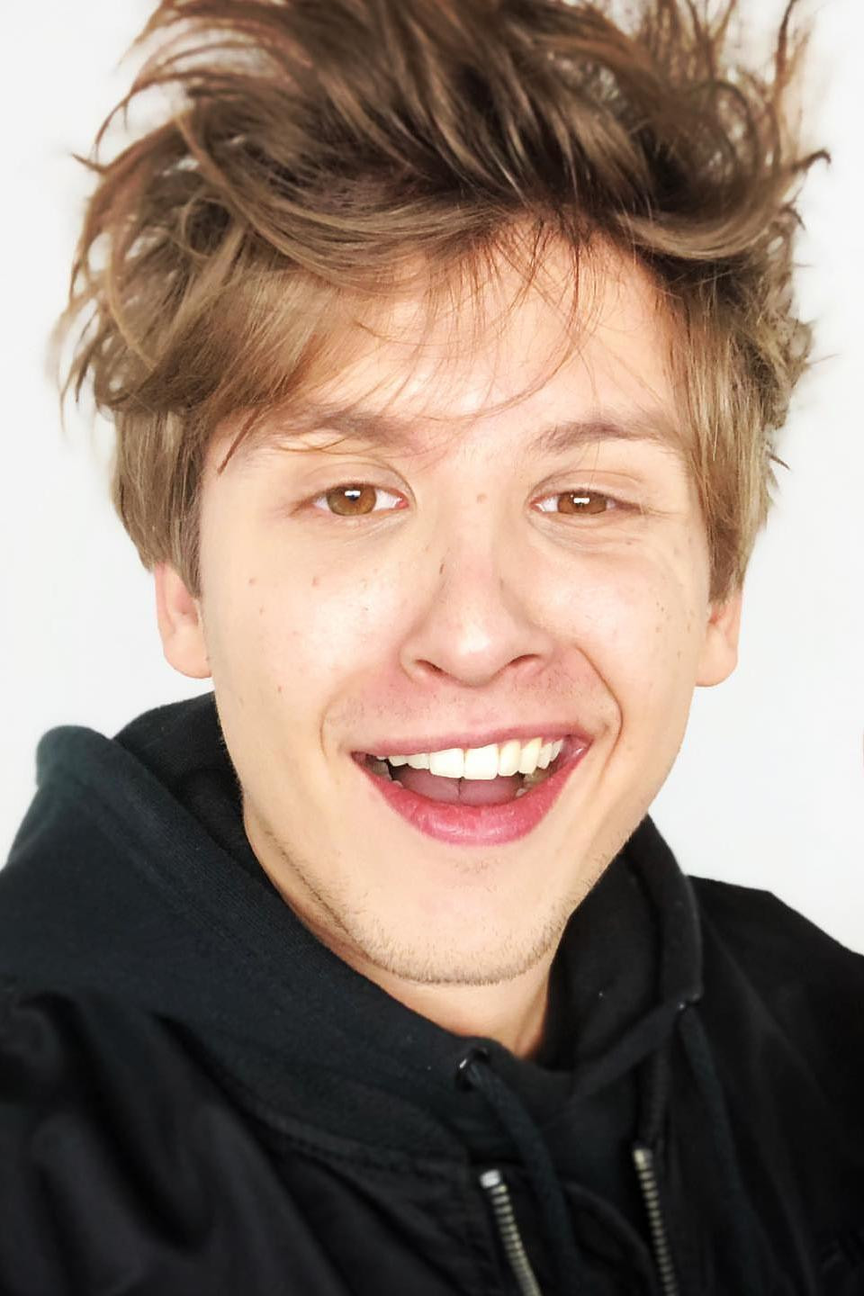 Karol Jankiewicz backdrop