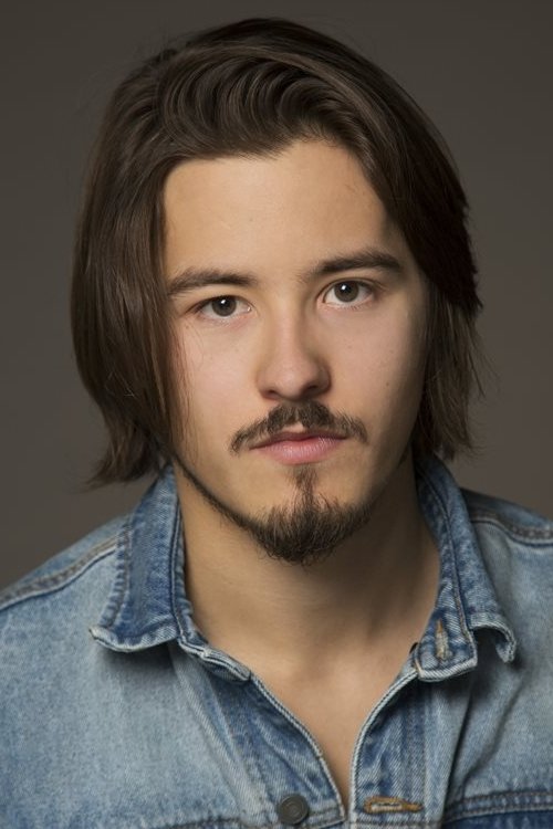 Victor Toth backdrop