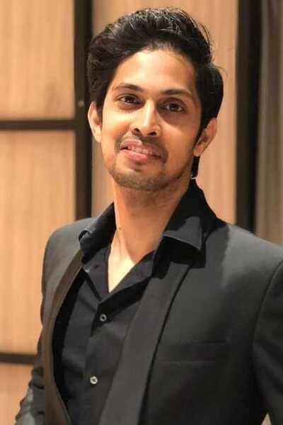 Tushar Pandey backdrop