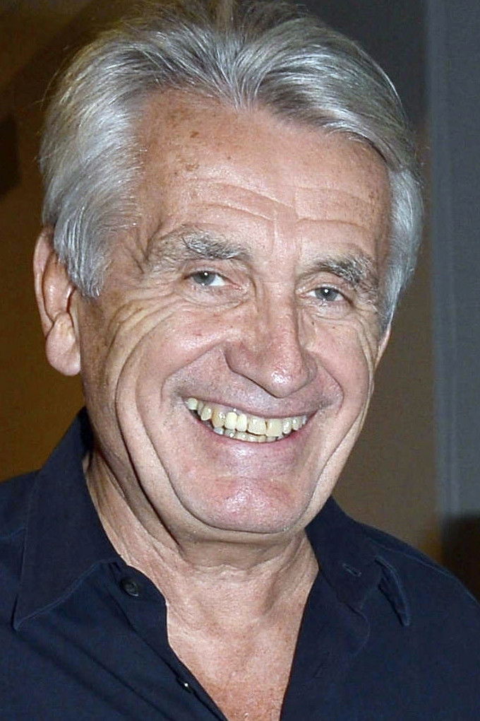 Gilbert Coullier backdrop