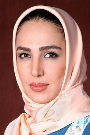 Sogol Tahmasebi backdrop