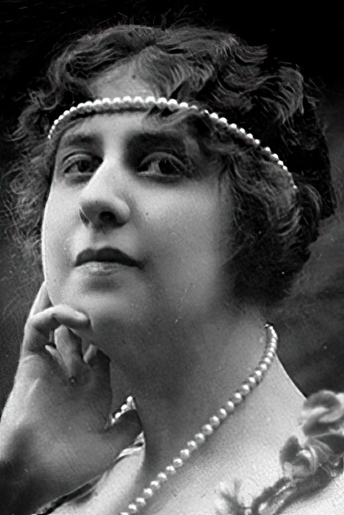 Yvonne Dario backdrop