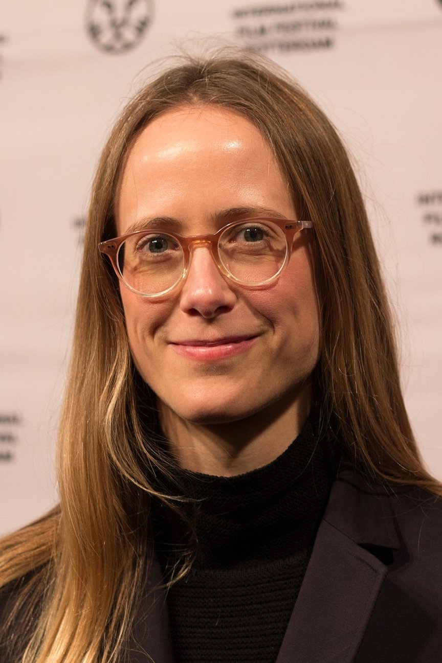 Claire Oakley backdrop