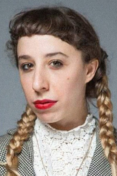 Tatiana Mazú backdrop