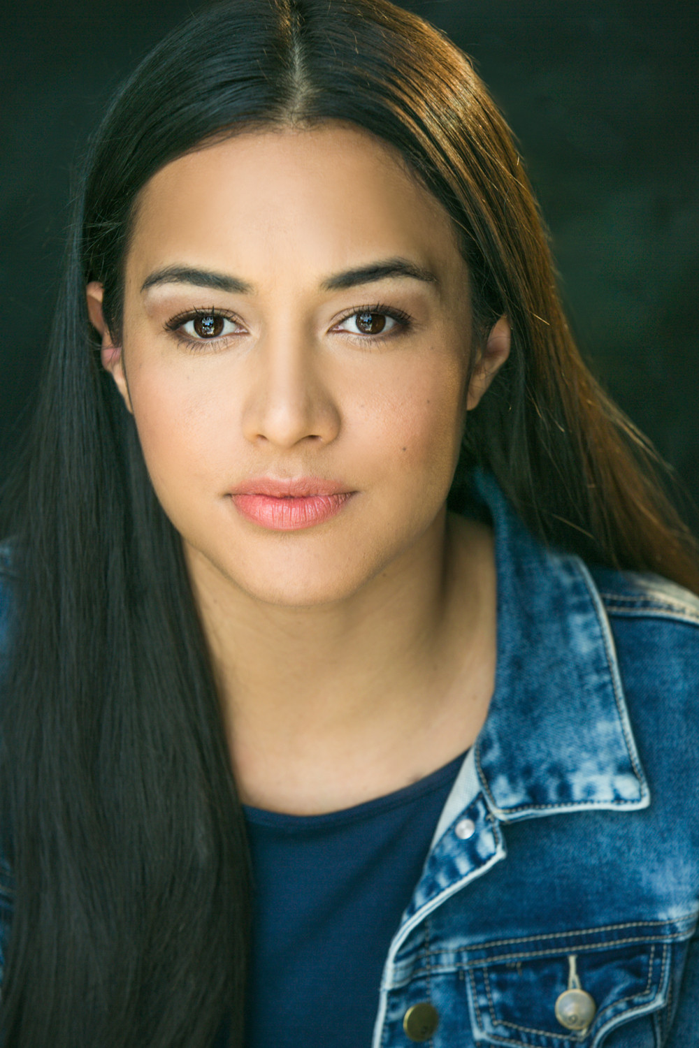 Cara McCarthy backdrop