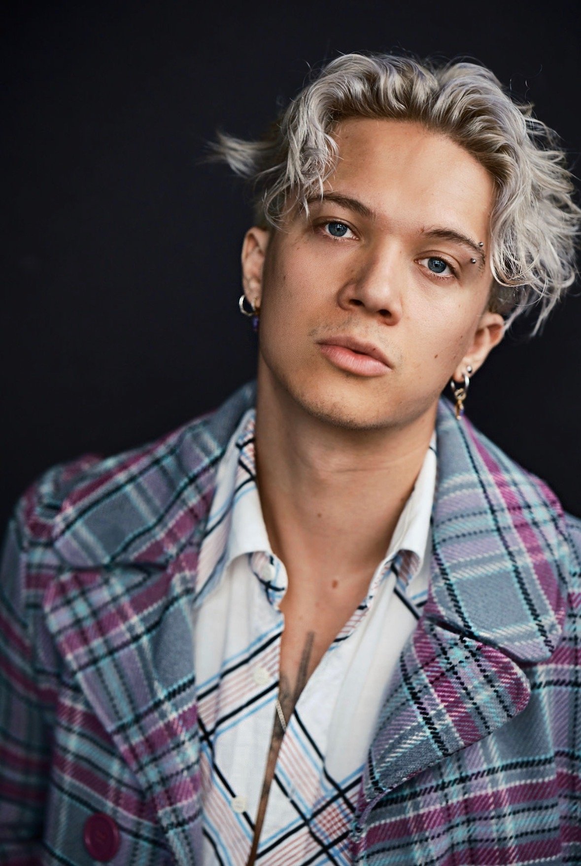 Keehnan Anderson backdrop