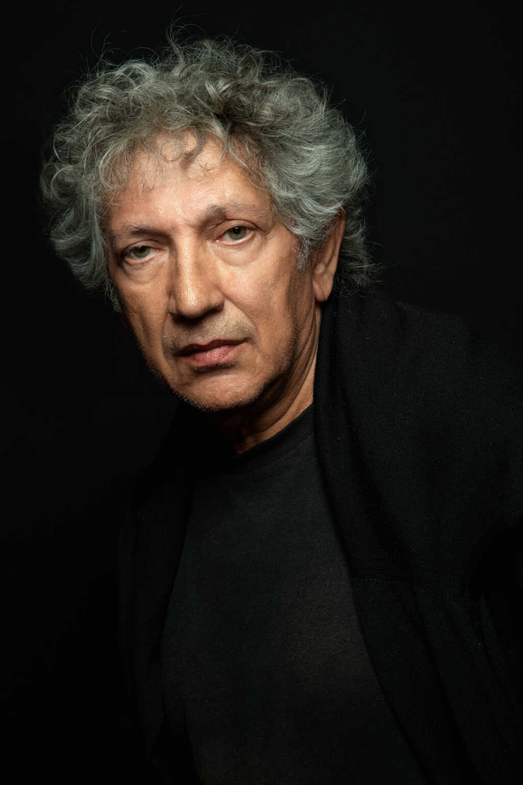 Eugenio Bennato backdrop