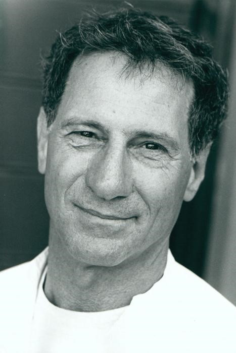 Brizio Montinaro backdrop