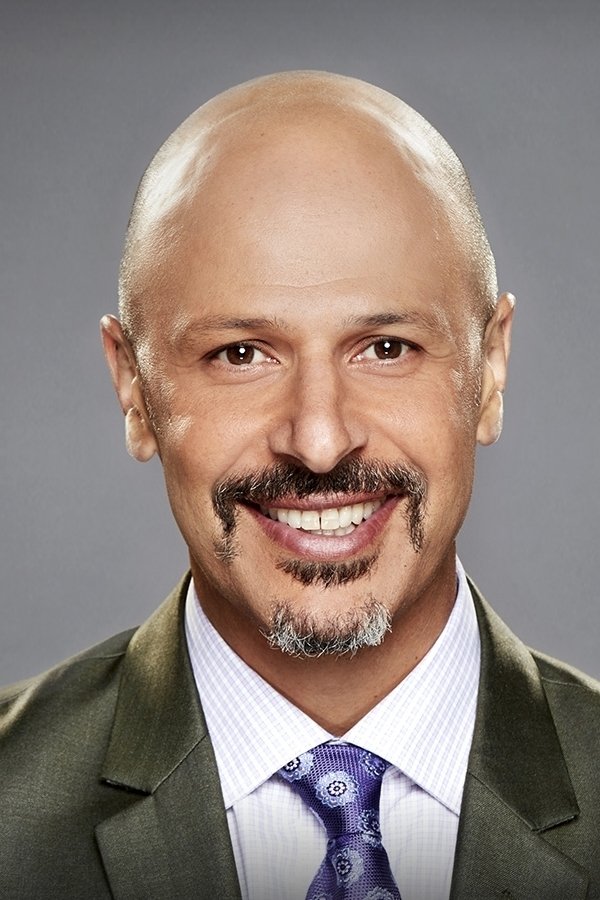 Maz Jobrani backdrop