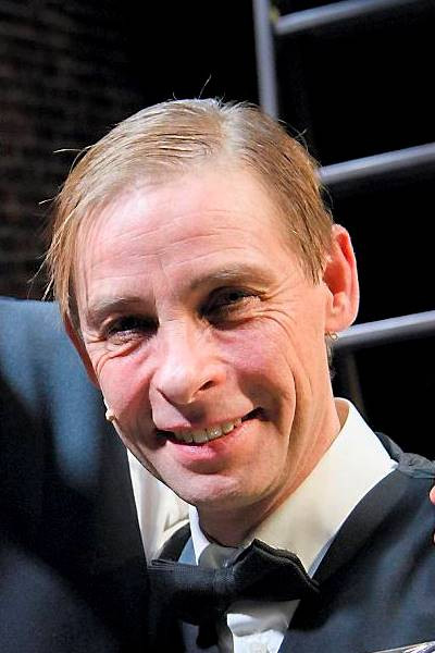 Thomas Mørk backdrop