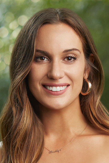 Hannah Berner backdrop