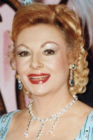 Paulette Merval backdrop