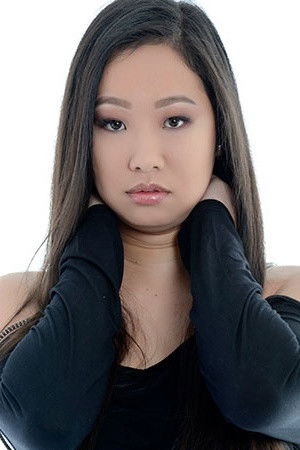 Juliana Kametani backdrop