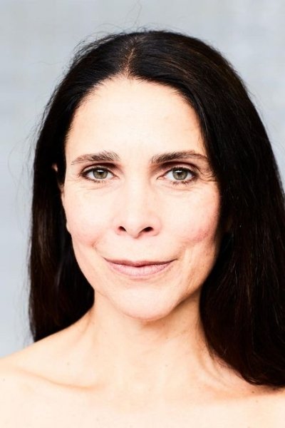 Ruth Amarante: Rut Amarantë backdrop