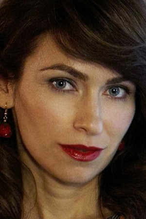 Anna Goroyan backdrop