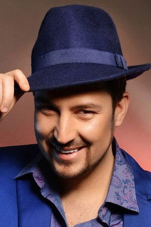 Anton Bessalov backdrop