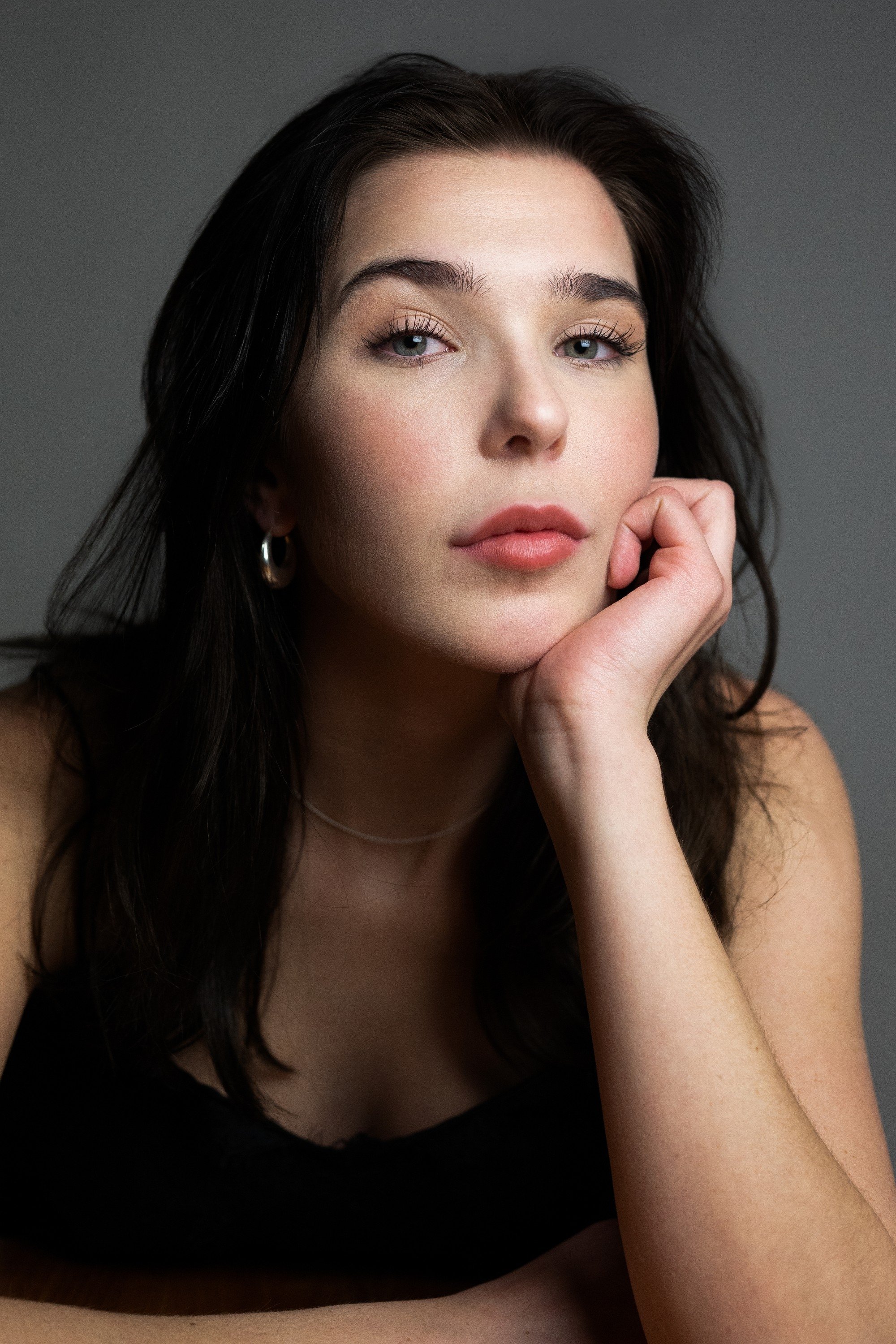 Julia Heveus backdrop