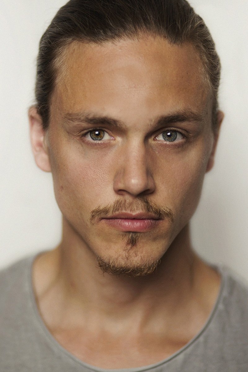 Micki Stoltt backdrop