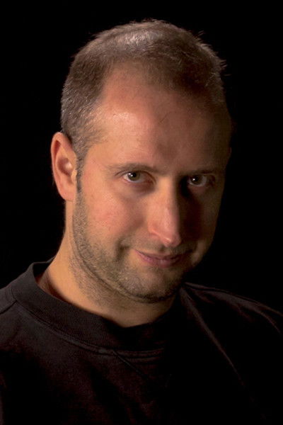 Alexander Leontaritis backdrop