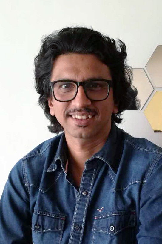 Hitesh Kewalya backdrop