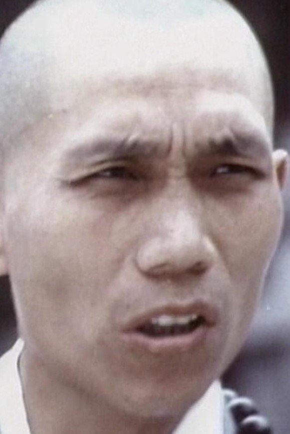 Lui Wan-Biu backdrop