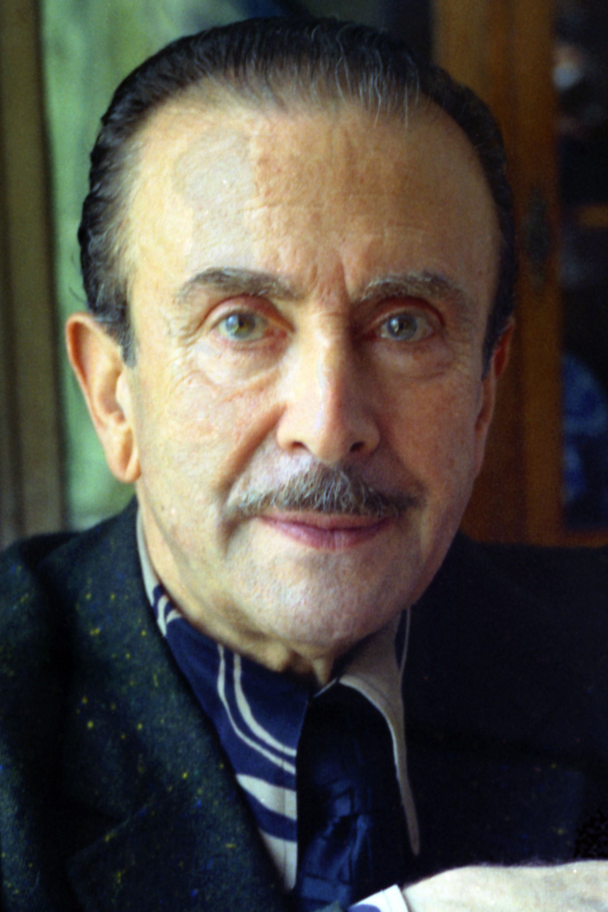 Claudio Arrau backdrop