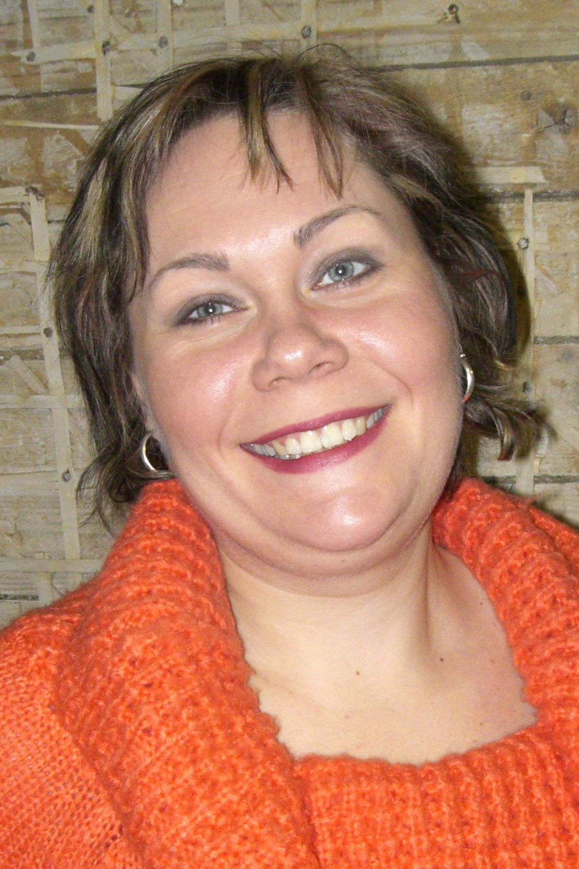 Aina Järvine backdrop