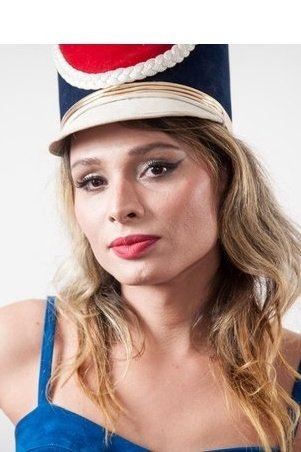 Renata Bastos backdrop