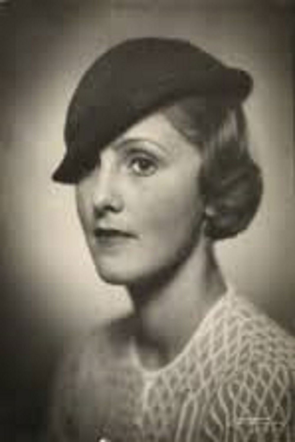 Nanna Stenersen backdrop