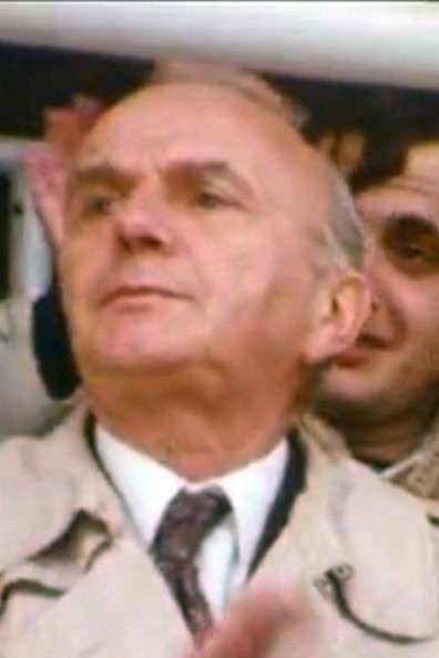 Gaëtan Jor backdrop