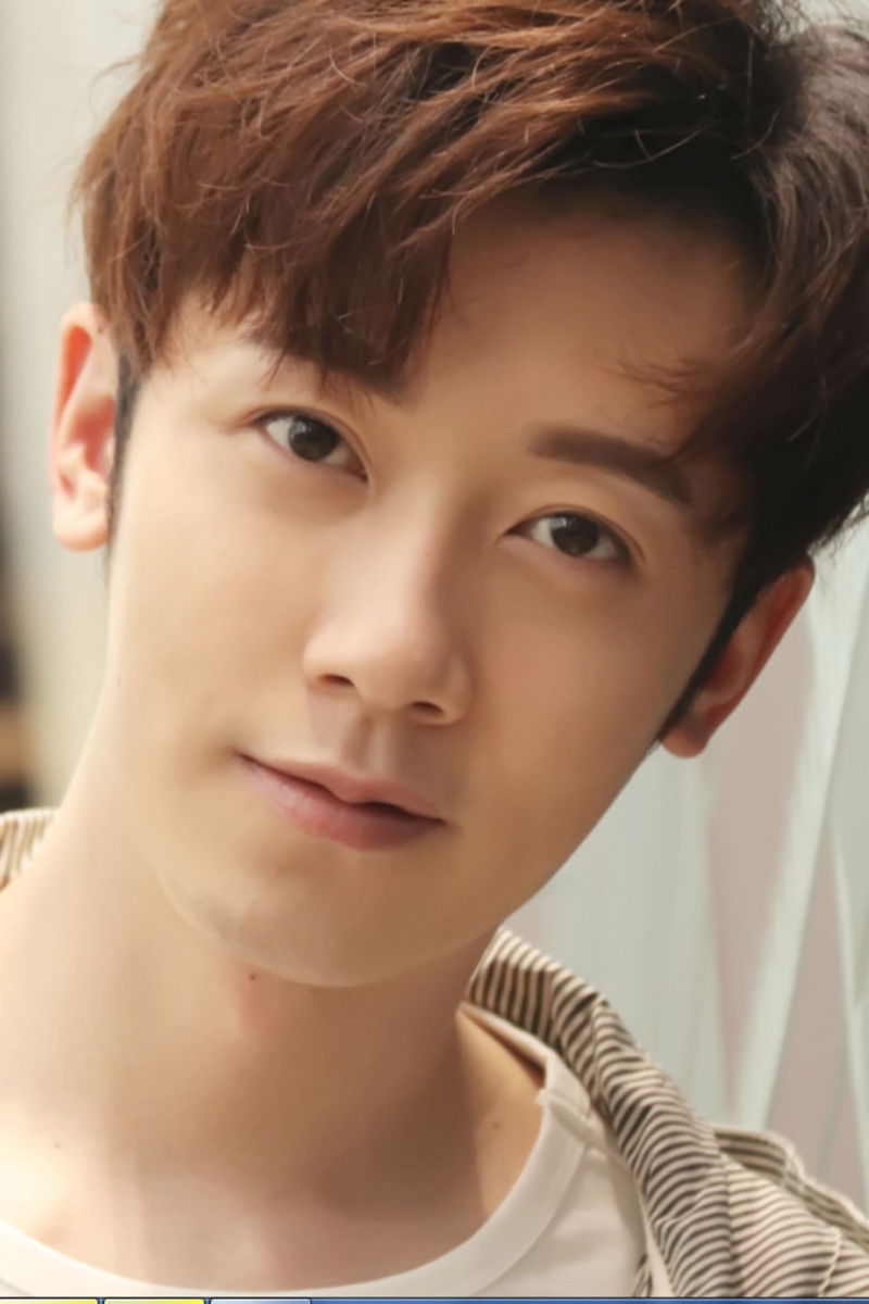 Dai Tingrui backdrop