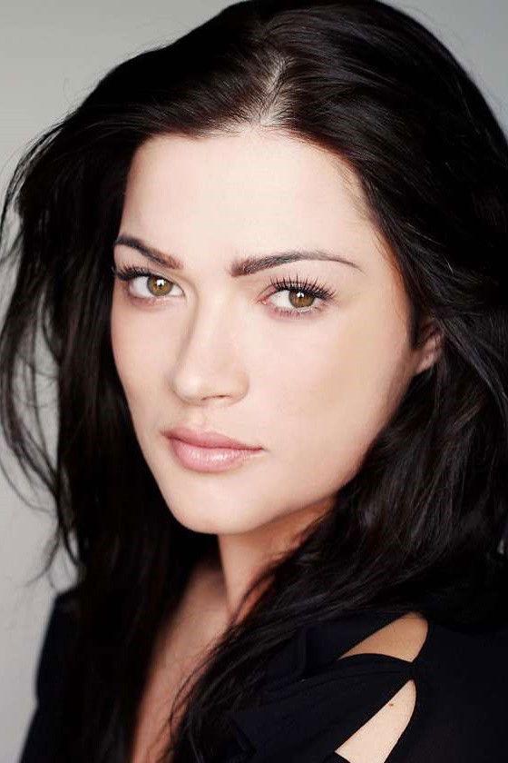 Hannah Martin backdrop