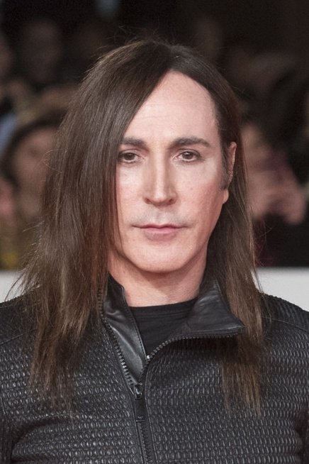 Manuel Agnelli backdrop