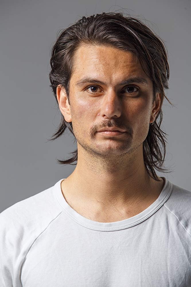 Dahnu Graham backdrop