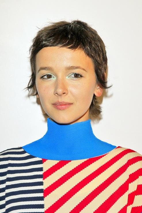 Monika Brodka backdrop