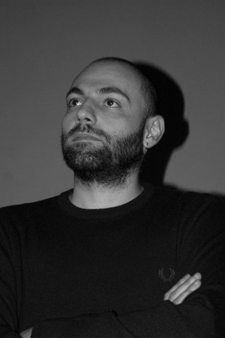 Luigi D'Alife backdrop