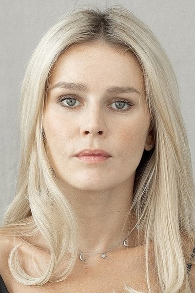 Kateryna Kuznetsova backdrop