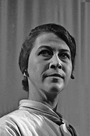 Liv Thorsen backdrop