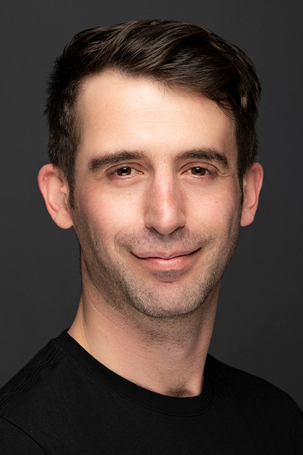 Mustafa Erkan backdrop